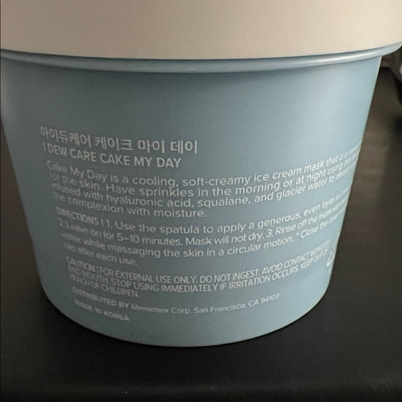 I. DEW CARE- CAKE MY DAY-NEW
Hydrating Sprinkle Wash Off Mask - Picture 2 of 4